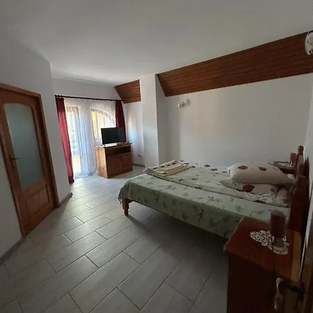 Casa Rares